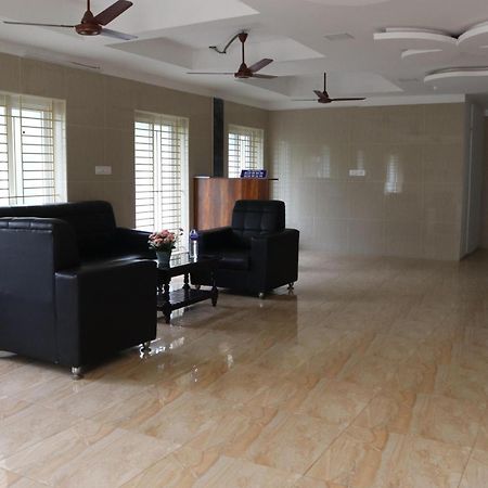 Hotel Star Nivas, Srirangam Tiruchirappalli Exterior photo